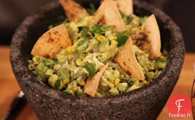 Guacamole de Maïs Rôti avec Croustilles Tortilla Parfumées au Cumin (Collation du Sud-Ouest)
