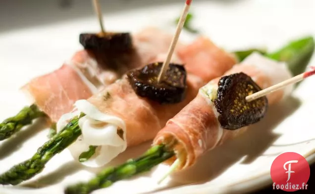 Asperges Enrobées De Prosciutto À La Figue Et Au Fromage De Chèvre