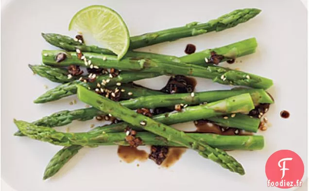Asperges Glacées au Sésame et au Gingembre