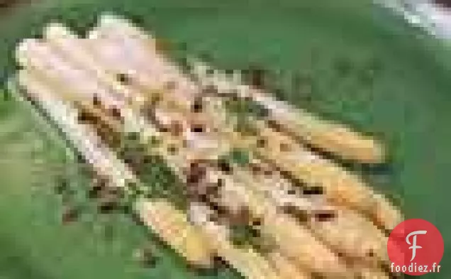 Asperges Blanches à la Vinaigrette à la Truffe