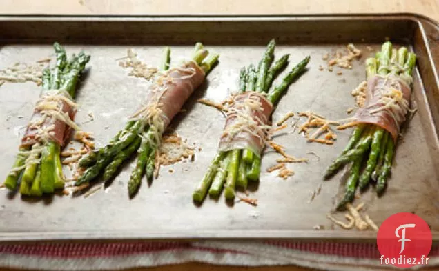 Asperges enrobées de Prosciutto