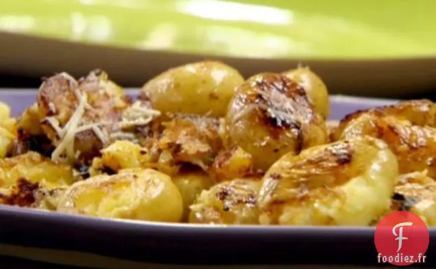 Pommes de Terre Écrasées au Beurre et au Parmesan