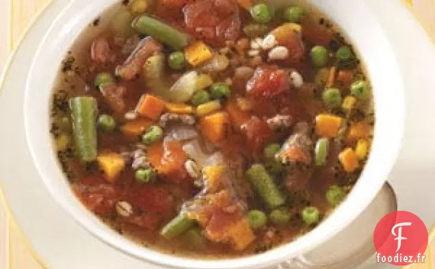 Soupe Copieuse Aux Légumes Et à L'Orge