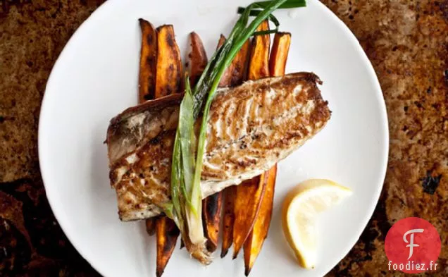 Maquereau Rôti À La Poêle Avec Patates Douces