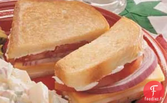 Fromage Grillé aux Trois Fromages