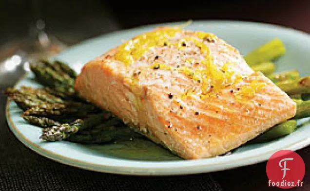Saumon Rôti Et Asperges À L'Huile De Citron