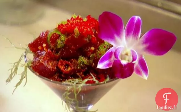 Atomic Ahi Poke (Poke Ahi épicé avec de l'eau de piment)