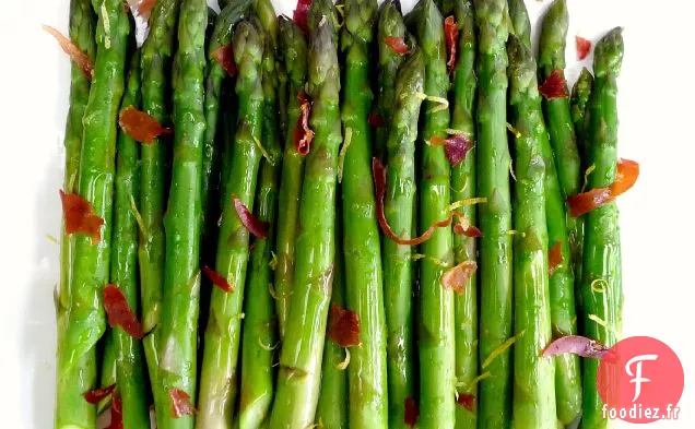 Asperges Au Prosciutto Croustillant Et Aïoli À L'Estragon