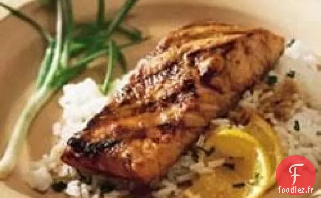 Saumon Grillé avec Glaçage Gingembre-Orange