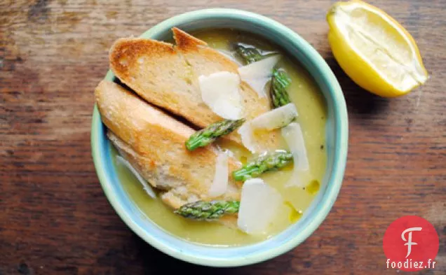 Soupe d'Asperges Printanières