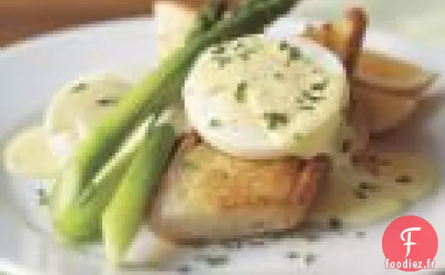 Asperges Aux Œufs Pochés Et Sauce Hollandaise