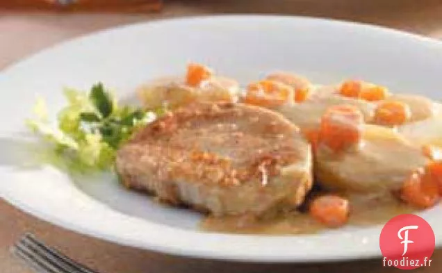 Dîner De Côtelettes De Porc Crémeuses
