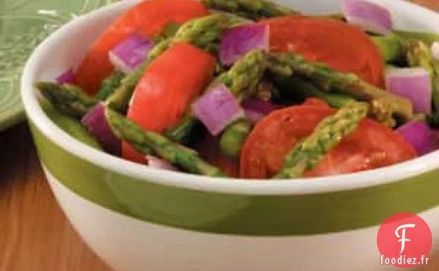 Salade Printanière d'Asperges Et de Tomates