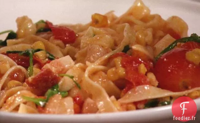 Tagliatelles au Bacon, Tomates Cerises Éclatées et Roquette