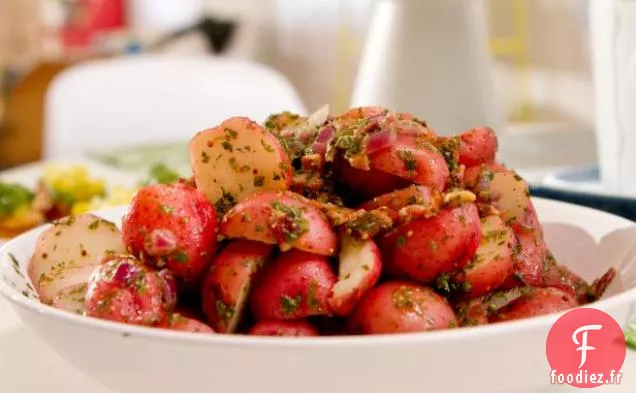 Salade de Pommes de Terre aux Herbes avec Vinaigrette Tiède au Bacon