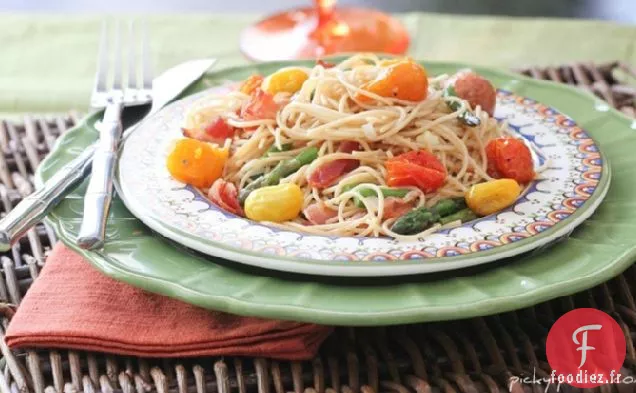 Spaghettis Au Bacon Et Au Parmesan Avec Asperges, Maïs Et Toma Héritage