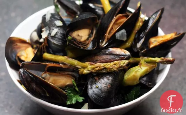 Moules Fraîches Aux Asperges