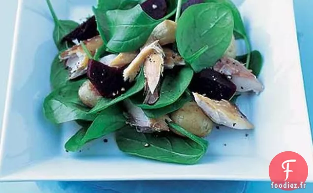 Salade De Maquereau, Betterave Et Pommes De Terre Avec Vinaigrette Au Raifort