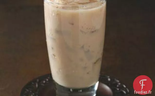 Latte Maigre Glacé aux Noisettes