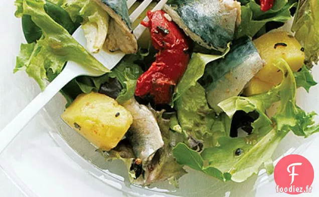 Salade de Poisson Mariné avec Pommes de Terre et Légumes Verts