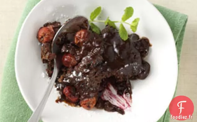 Gâteau Au Pudding Aux Cerises Enrobé De Chocolat