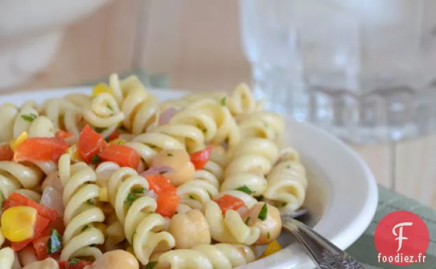 Salade De Pâtes Façon Succotash Avec Vinaigrette À L'Ail Rôti