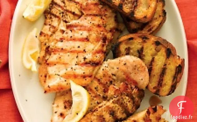Poulet Au Citron Grillé Avec Pain À L'Ail
