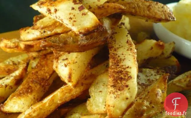 Frites Au Four Saupoudrées De Sumac Avec Tartinade À L'Ail