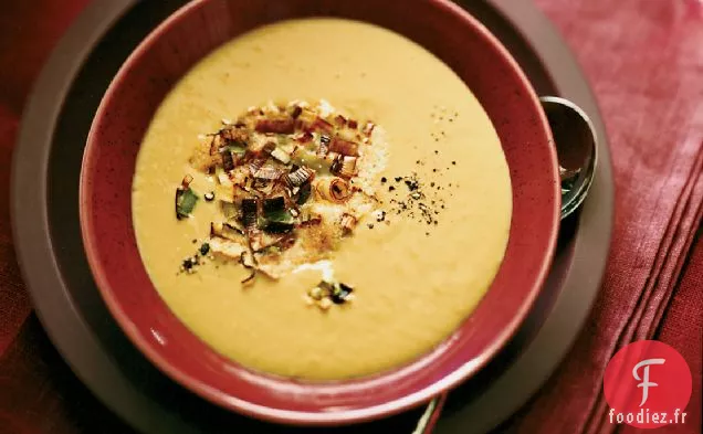 Soupe Soyeuse aux Poireaux et au Vin Rouge