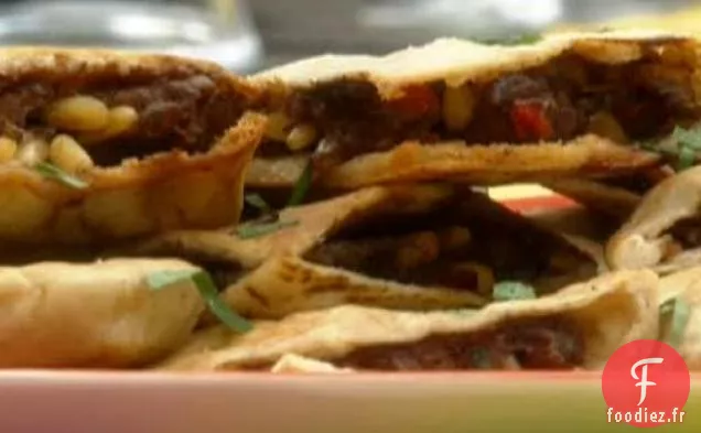 Pitas libanaises farcies à la viande (Arayes)