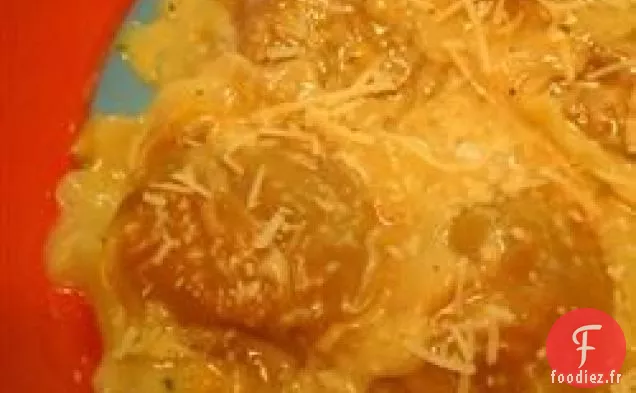 Raviolis à la courge musquée avec sauce au beurre noisette et à la sauge