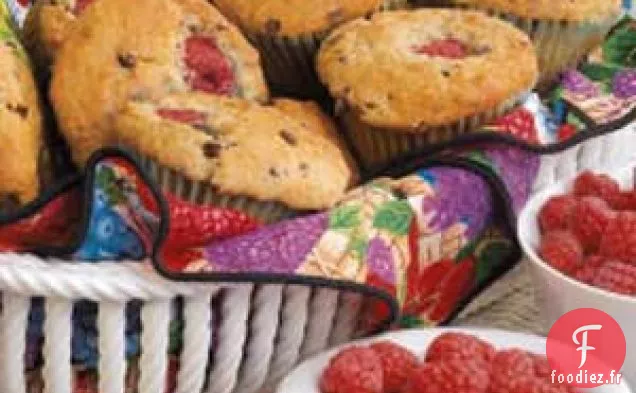 Muffins aux pépites de chocolat et aux framboises