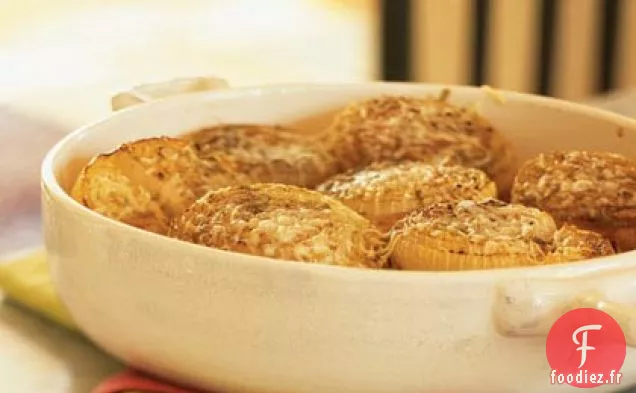 Oignons au Four Poivrés à la Sauge et au Gruyère