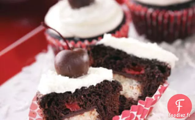 Cupcakes cerises, chocolat et noix de coco