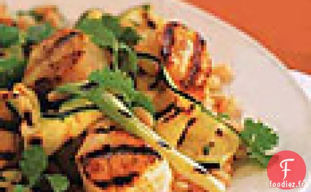 Pétoncles Grillés, Courgettes Et Oignons Verts Aux Haricots Blancs