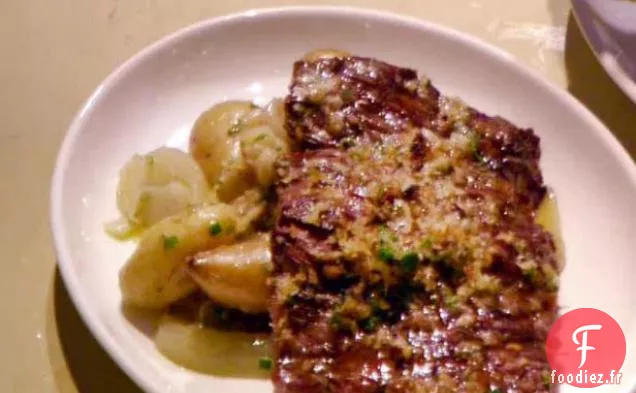 Jupe grillée avec chapelure aux herbes et sauce Bagna Cauda