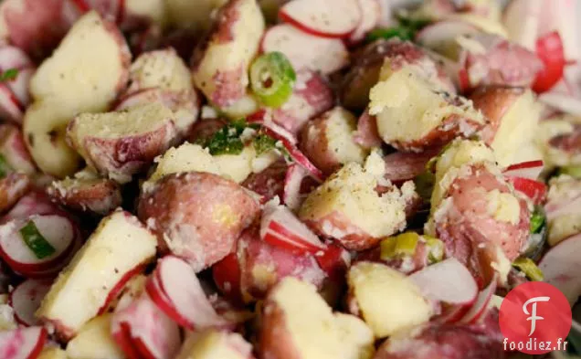 Salade De Pommes De Terre Rouges Aux Oignons Verts Et Radis