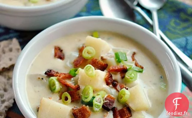 Soupe De Pommes De Terre Au Four Avec Bacon, Oignon Et Cheddar