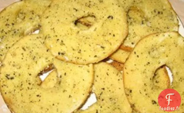 Chips de bagel au sel et à l'ail
