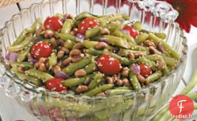 Salade végétarienne aux graines de sésame