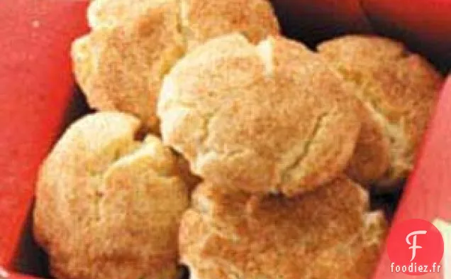 Biscuits craquelés à la cannelle et au sucre