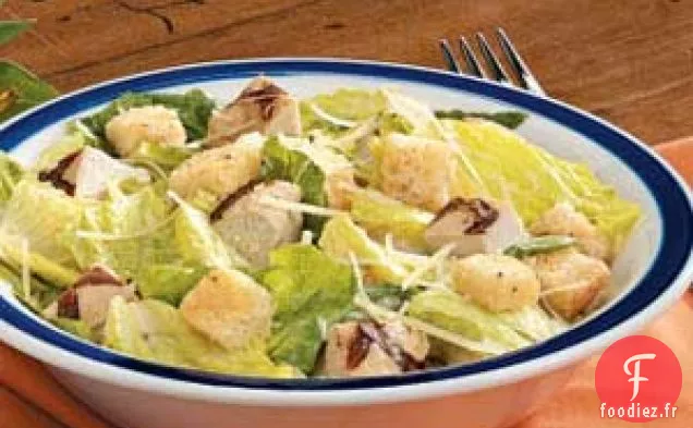 Salade César simple au poulet grillé