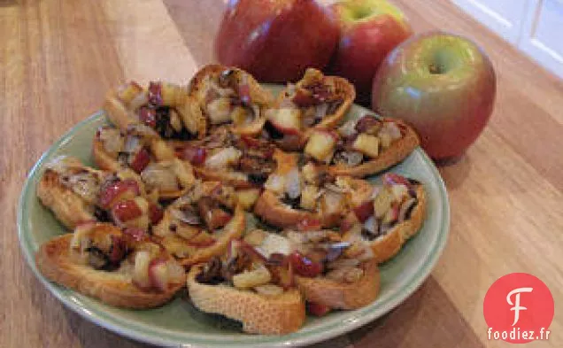 Crostini D'Oignons Et De Pommes Caramélisés