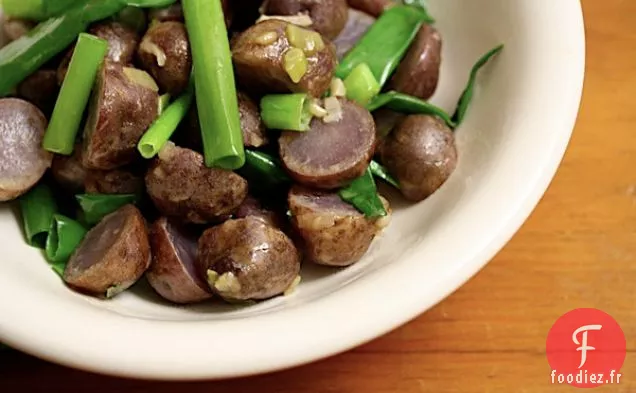 Salade Tiède De Pommes De Terre Bleues Et D'Oignons Verts