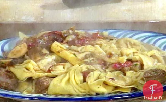 Farfalle aux saucisses et cèpes : Corzetti alla Novese