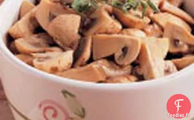 Champignons marinés piquants