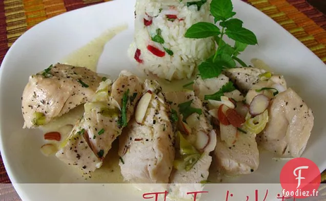 Poitrines De Poulet à l'Oignon Vert et aux Amandes