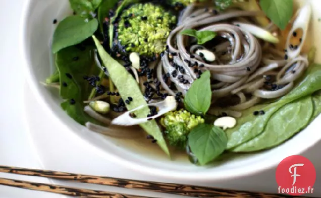 Bol de Nouilles Pho Parfumé