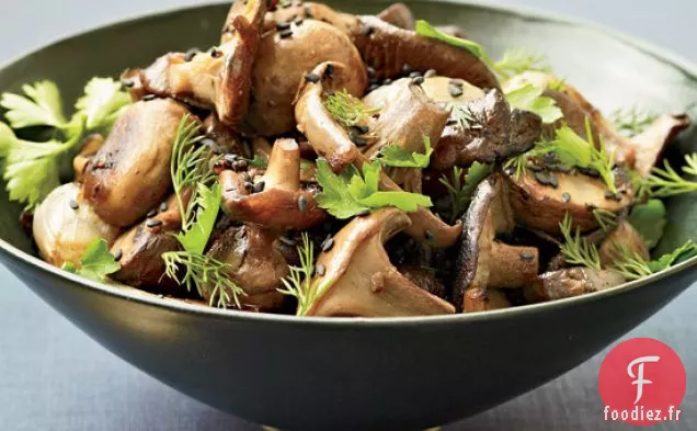 Champignons Rôtis et Échalotes aux Herbes Fraîches