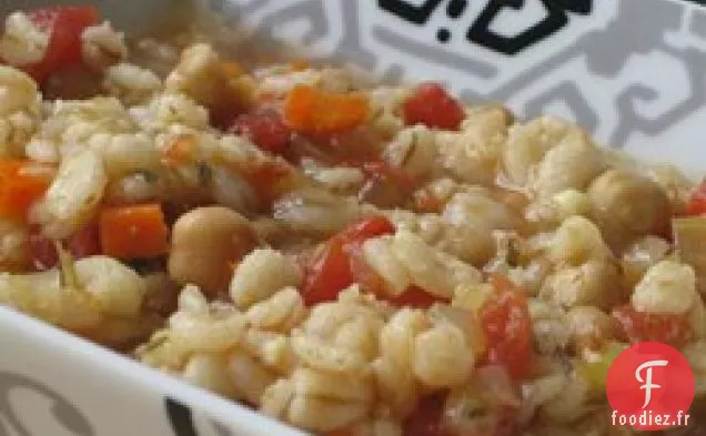 Soupe d'orge aux légumes du bécher